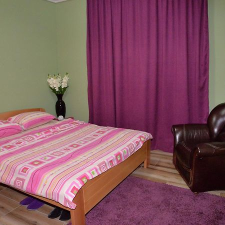 As Club Bed & Breakfast Belgrad Exterior foto
